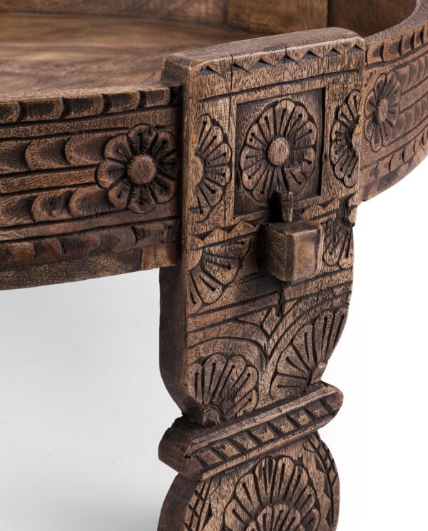 Eric_Indian Carved Chakki Coffee Table_75 Dia cm
– Celson PTE Ltd 2