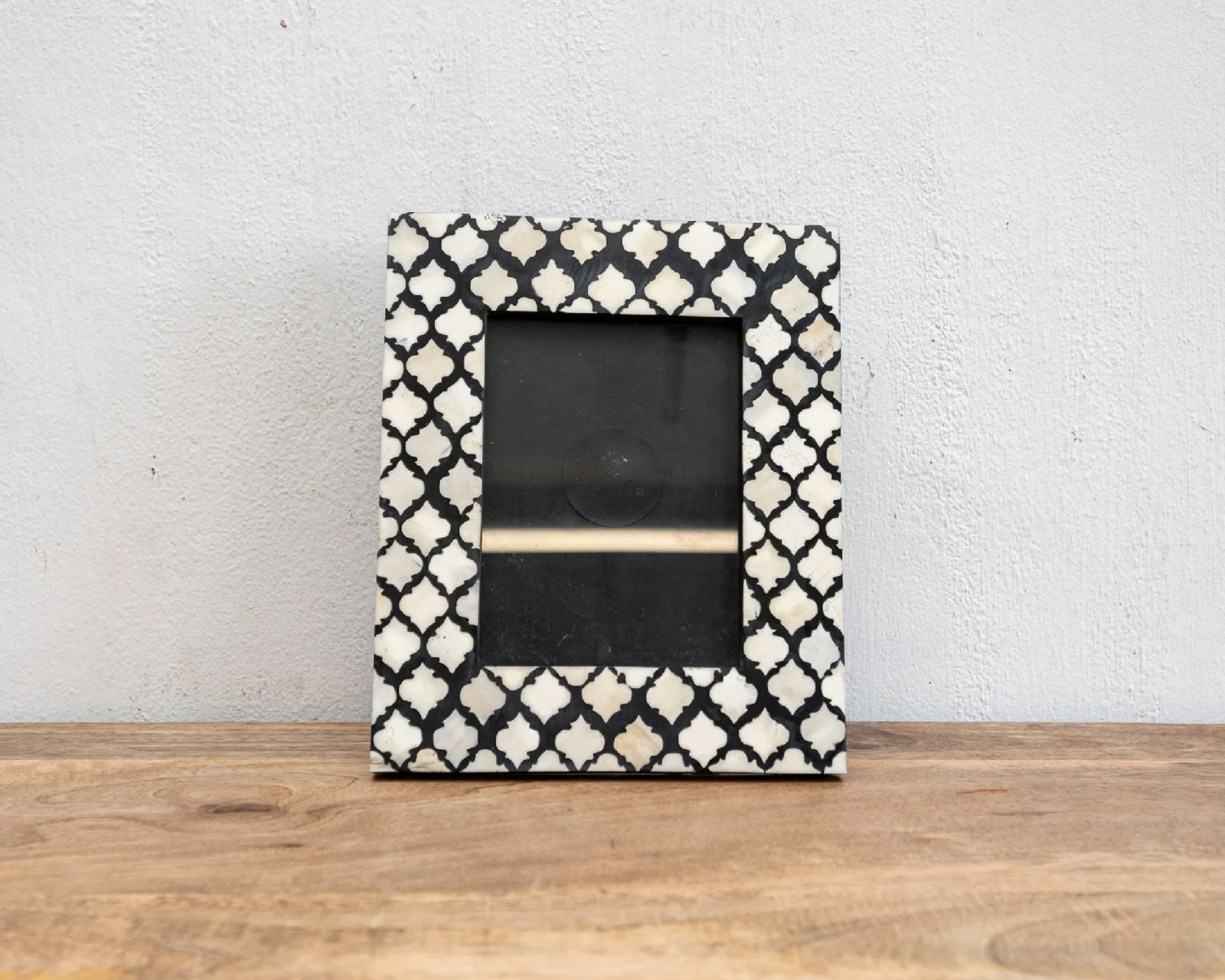 Zoe_ Moroccan Pattern Bone Inlay Photo Frame