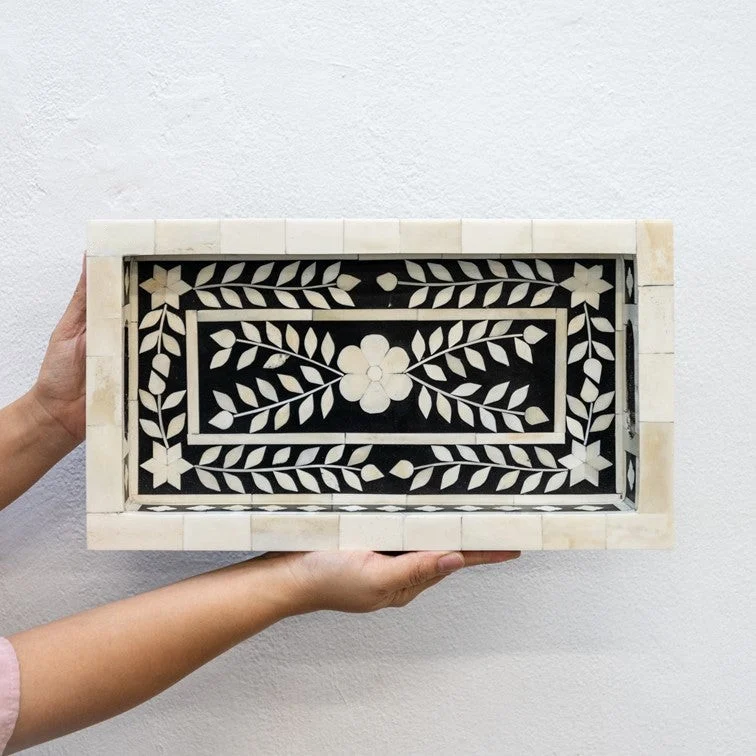 Wlera Black_Bone Inlay Tray_Floral Bone Tray_20 x 36 cm
