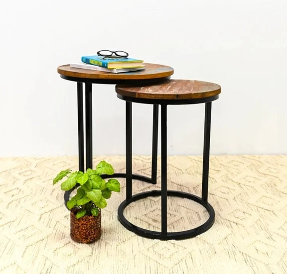Wesley_Solid Indian Reclaimed Wood Round Nesting Table
– Celson PTE Ltd