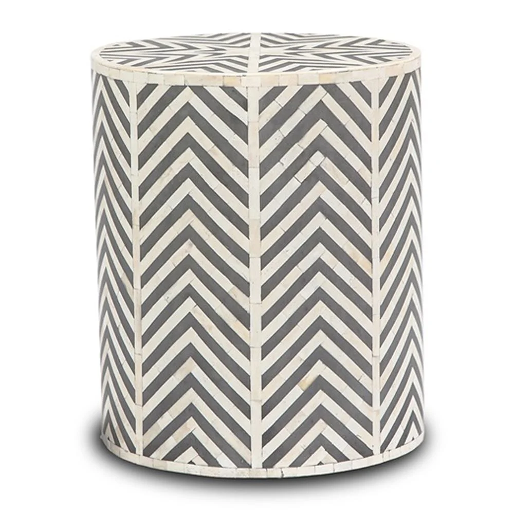 Kit Bone Inlay Round Stool
– Celson PTE Ltd