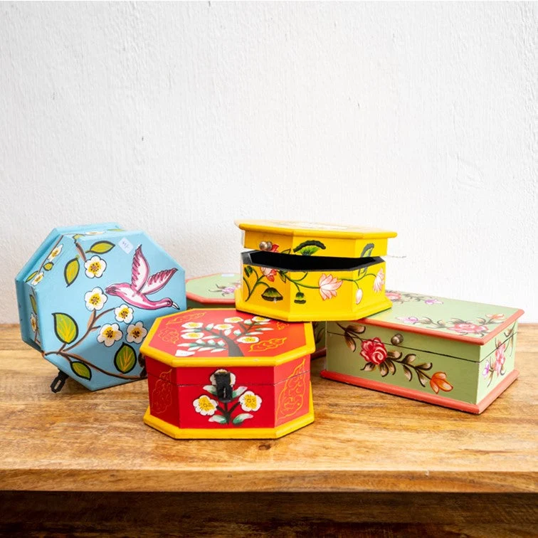 Rama Hand Painted Wooden Storage Box
– Celson PTE Ltd