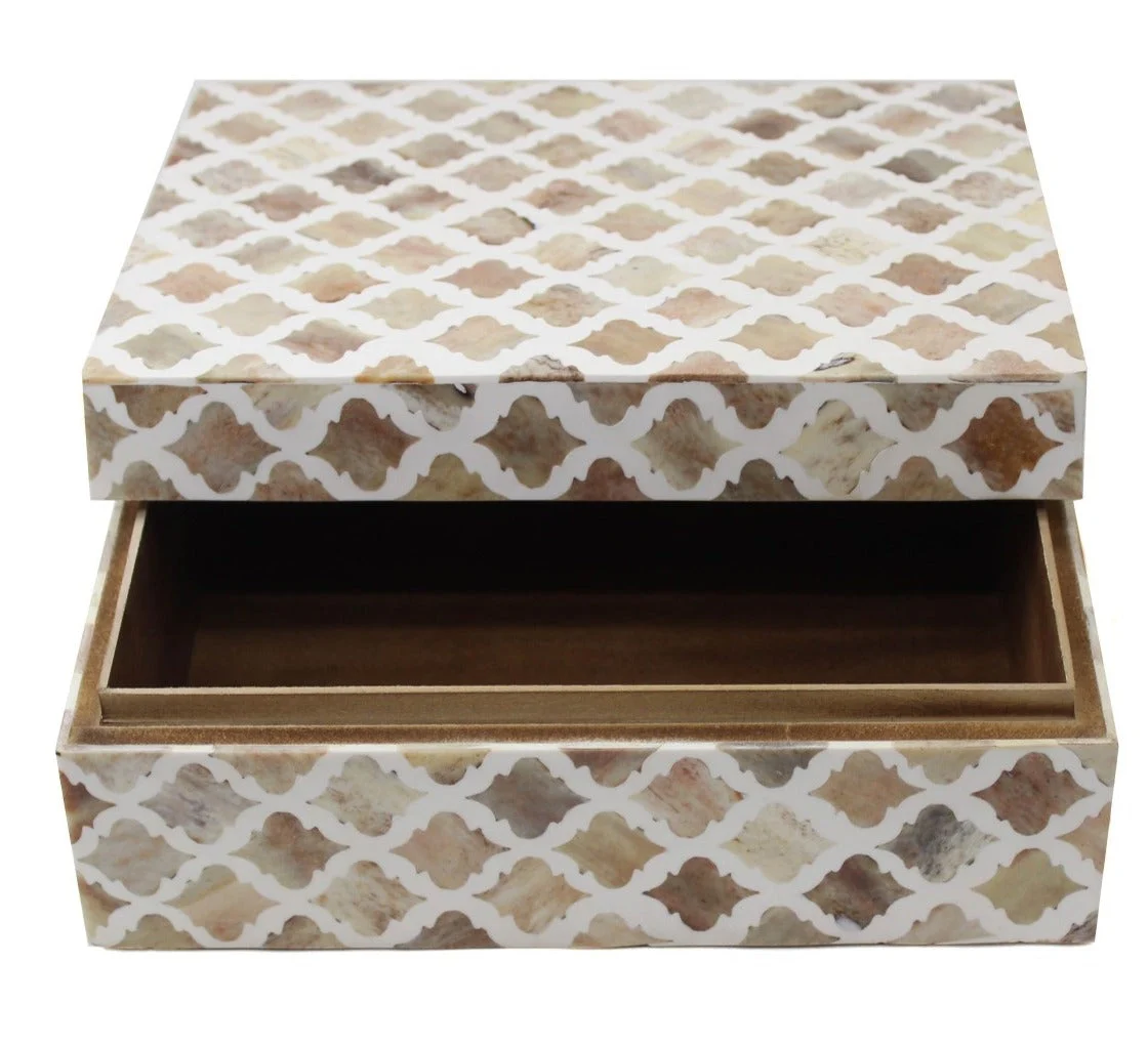 Audrey_Bone Inlay Jewellery Box
– Celson PTE Ltd