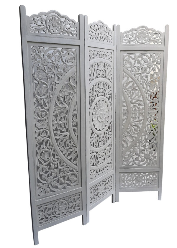 Rimmy_Wooden Carved Screen 3 Panel_Room Divider_White Washed Finish
– Celson PTE Ltd 3