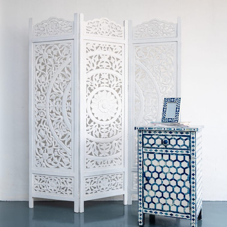 Rimmy_Wooden Carved Screen 3 Panel_Room Divider_White Washed Finish