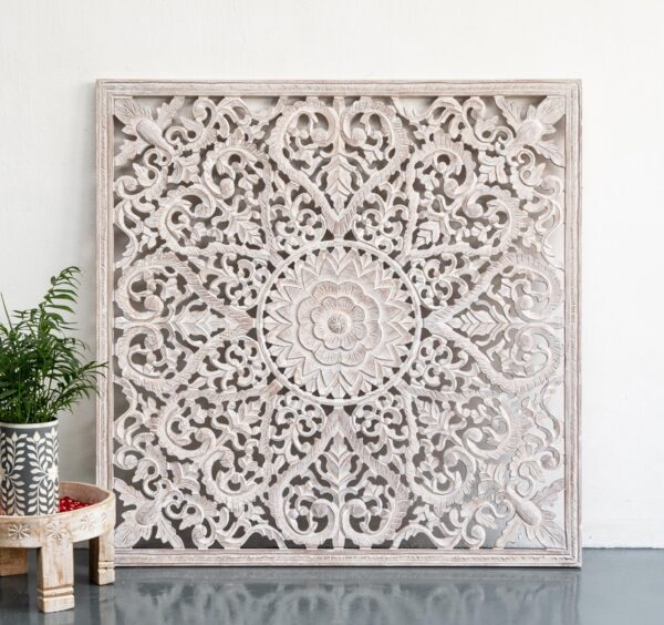 Fink_Wooden Carved Square Wall Panel_Distressed Finish
– Celson PTE Ltd 9