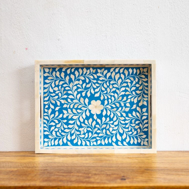 Kyli_Bone Inlay Tray with Floral Pattern_45 x 35 cm
– Celson PTE Ltd