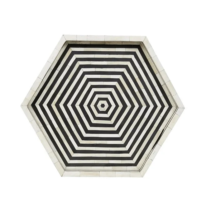 Shanaya _Hexagonal Bone Inlay Tray_41 x 41 cm
– Celson PTE Ltd