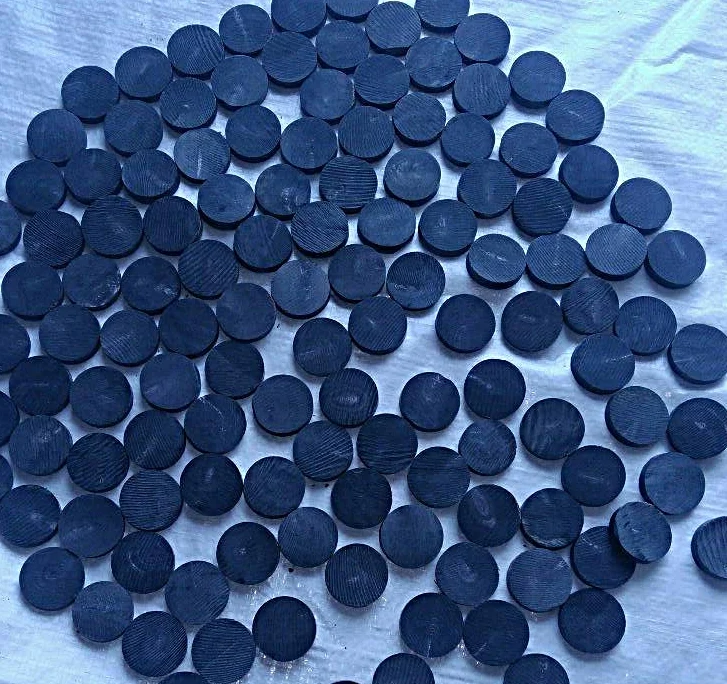 BUFFALO HORN BLANK BUTTON WITH WHITE LINE